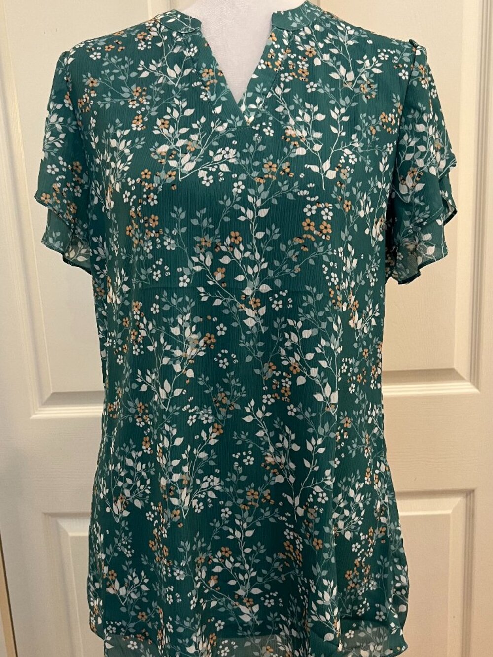 Uhiger Green Floral Chiffon Blouse – Size Small